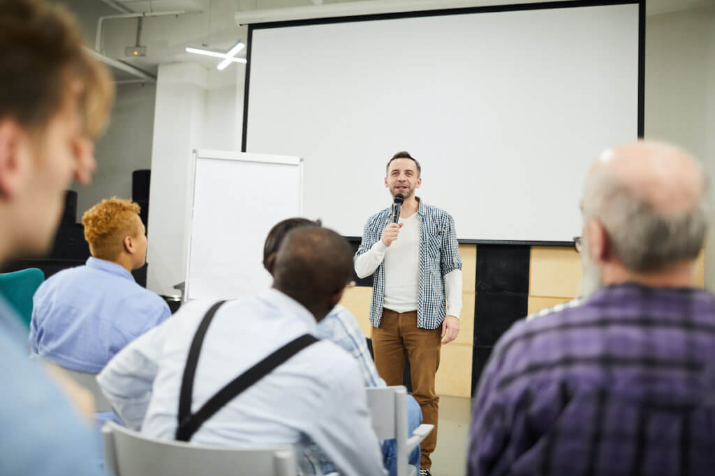 Overcoming a Public Speaking Fear With a Professional Networking Group